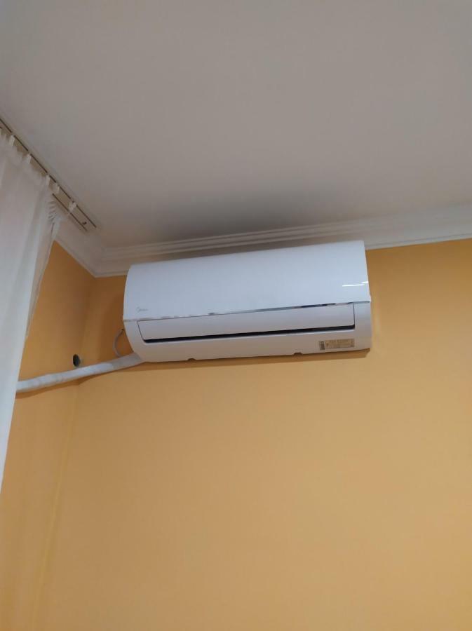 12 Maksim Gorki Street Apartment Tbilisi ภายนอก รูปภาพ