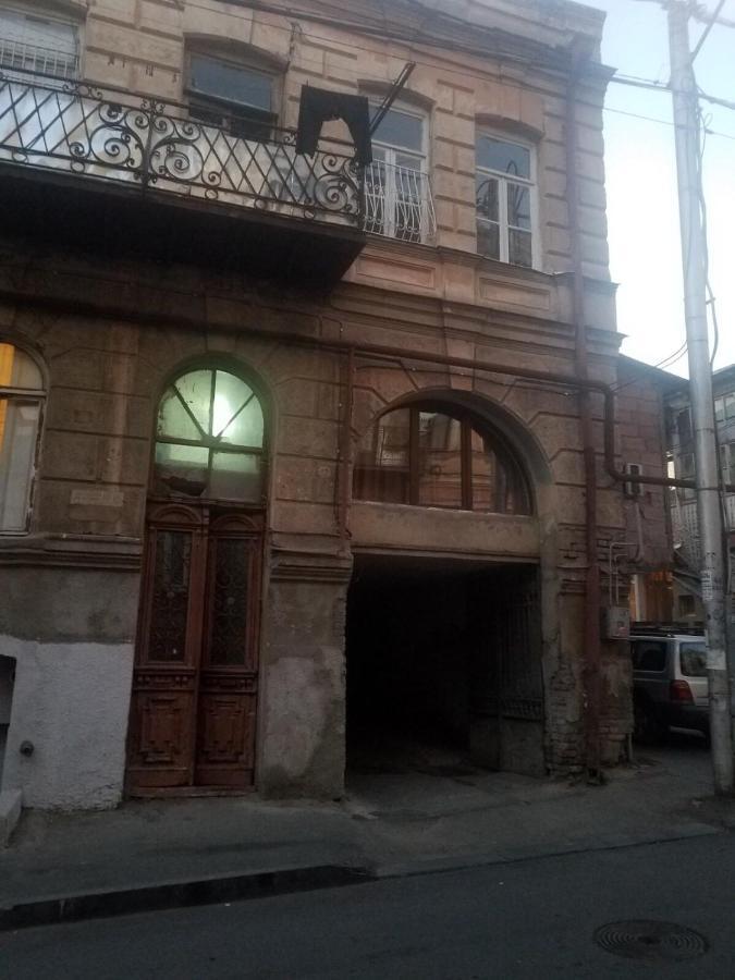 12 Maksim Gorki Street Apartment Tbilisi ภายนอก รูปภาพ