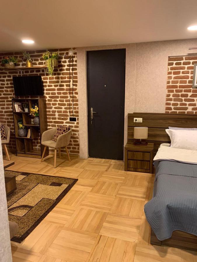 12 Maksim Gorki Street Apartment Tbilisi ภายนอก รูปภาพ