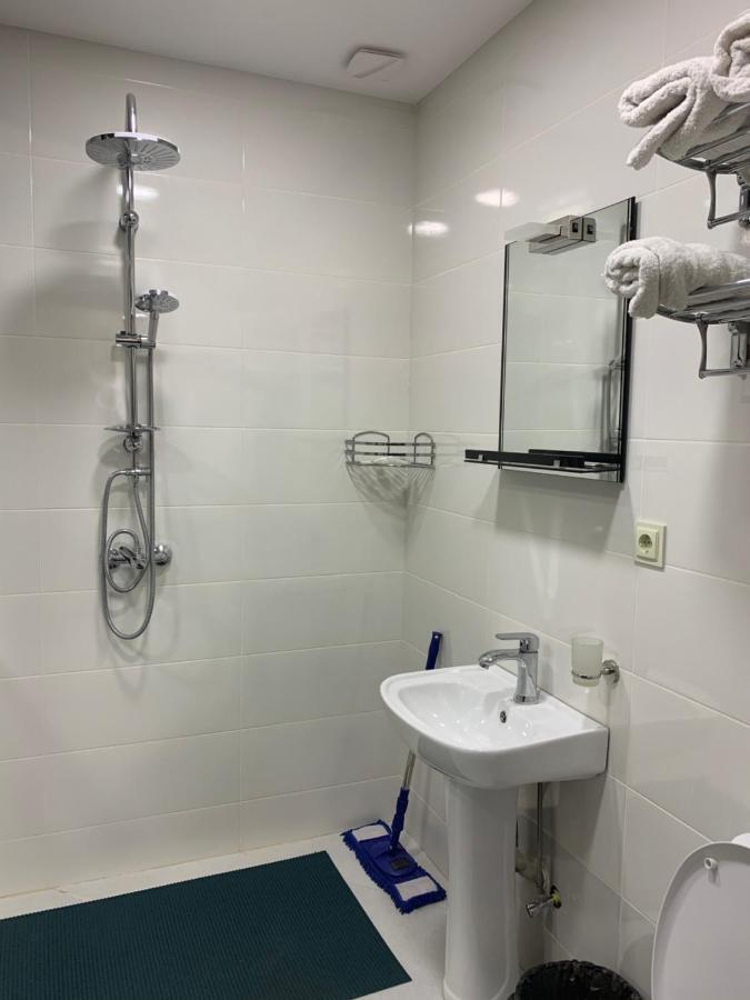 12 Maksim Gorki Street Apartment Tbilisi ภายนอก รูปภาพ